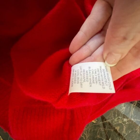 CASHMERE V neck pullover from stitch fix! - Picture 11 of 14